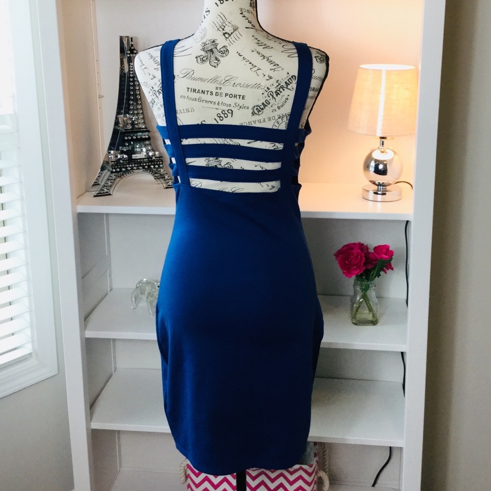 Nicki Minaj, Blue HOT Mini Dress - Picture 3 of 6